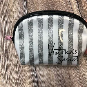 victorias secret makeup bag
